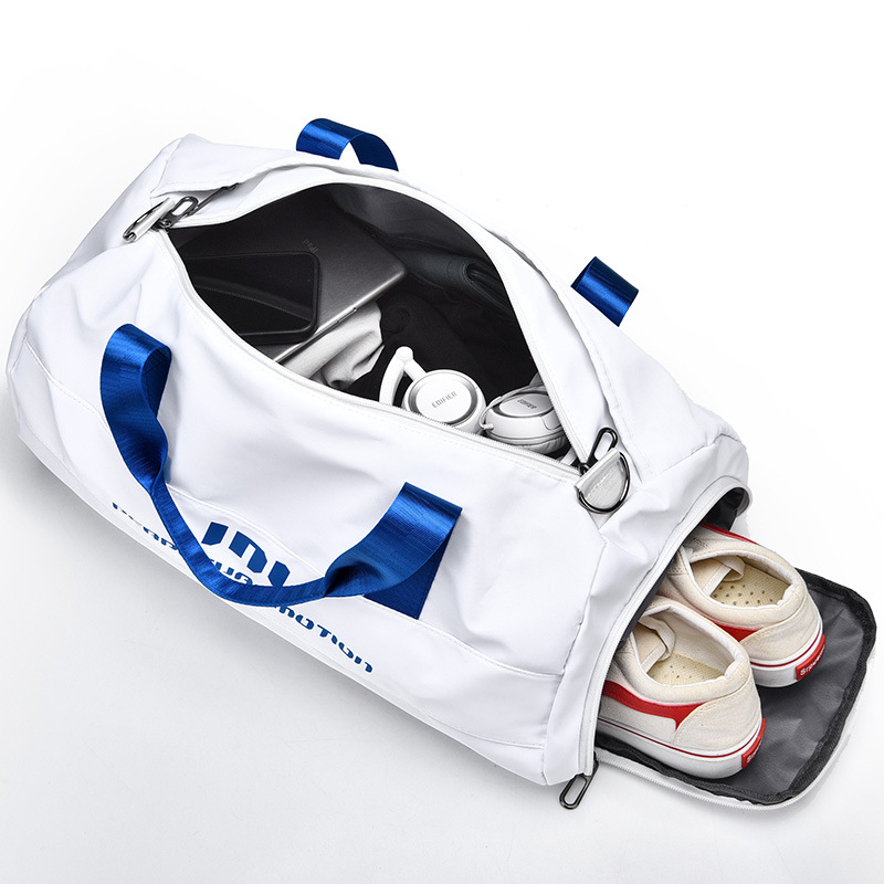 Fitness Duffel Isolated Wet St - Weekender Bag Duffle 리뷰 및 가격