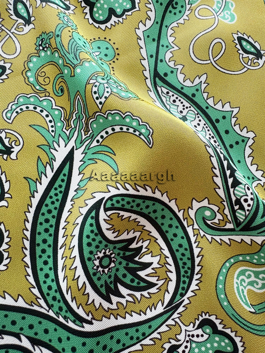 Double Faced Silk Twill Scarf  - Luxury Bags Hong Kong 리뷰 및 가격