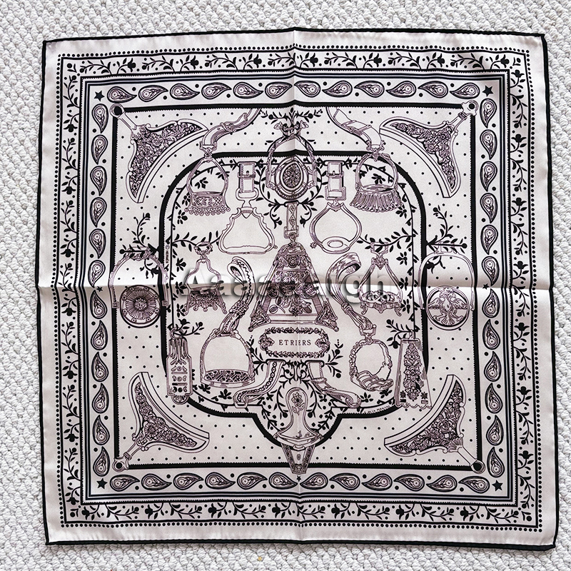 Double Faced Print Scarf Silk  - Luxury Bags Hong Kong 리뷰 및 가격