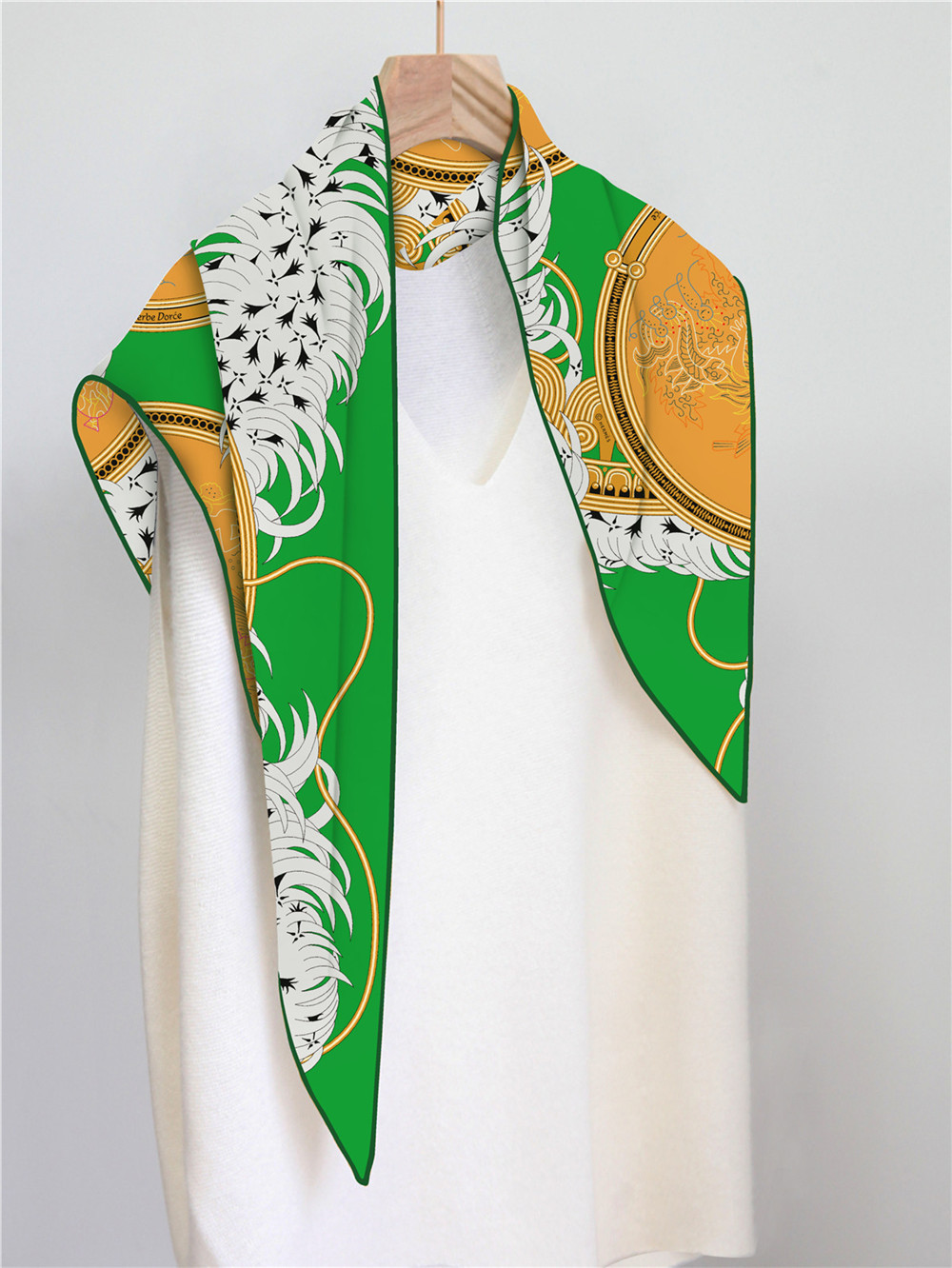 Triangle Silk Scarf Shawls Lux - Luxury Bags Hong Kong 리뷰 및 가격