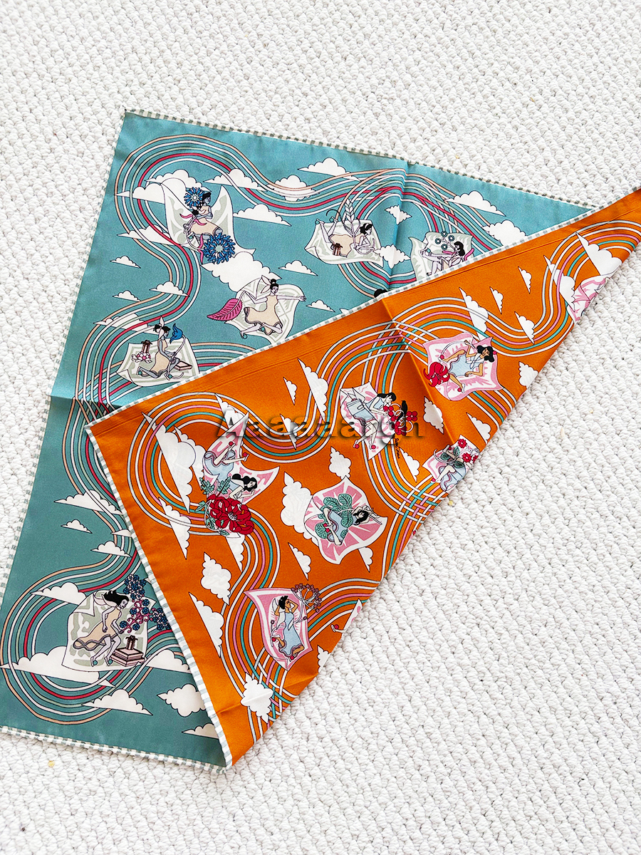 Double Faced Print Scarf Silk  - Luxury Bags Hong Kong 리뷰 및 가격