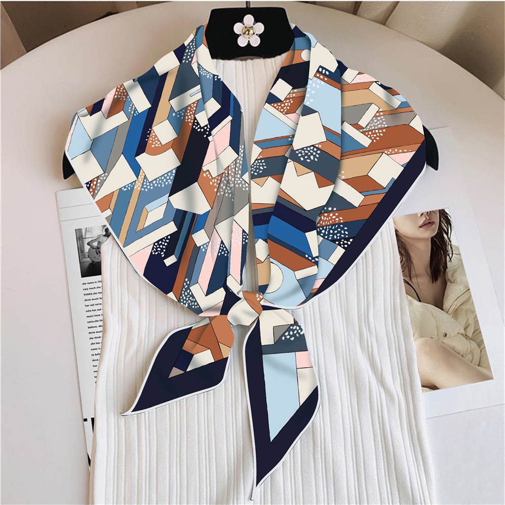 Large Triangle Shape Silk Scar - Luxury Bags Hong Kong 리뷰 및 가격