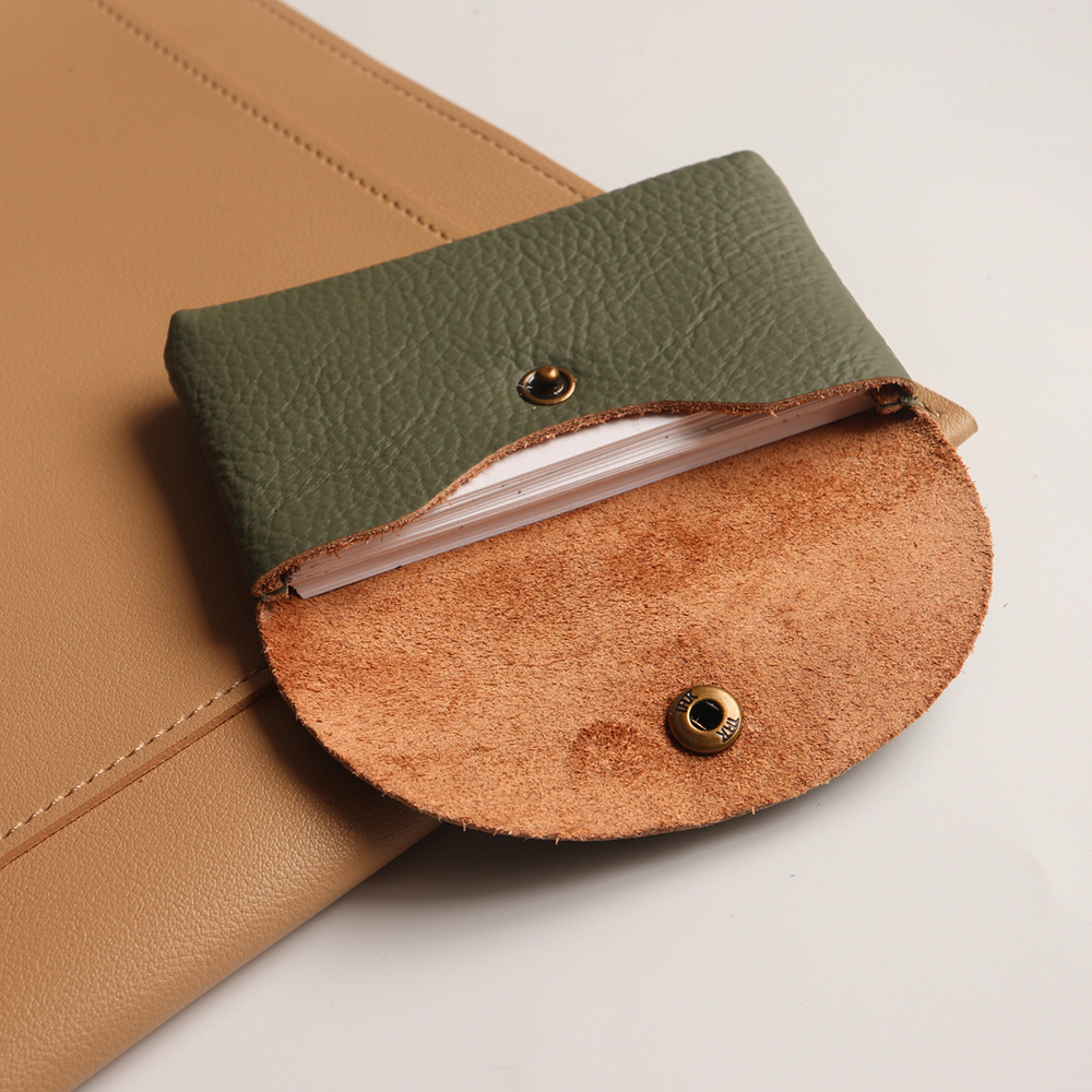 Custom Letters Small Card Hold - Luxury Bags Consignment 리뷰 및 가격