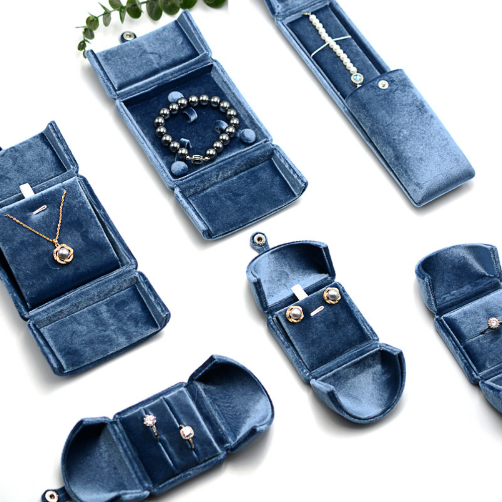 Double Opening Blue Velvet Jew - Luxury Bags List 리뷰 및 가격
