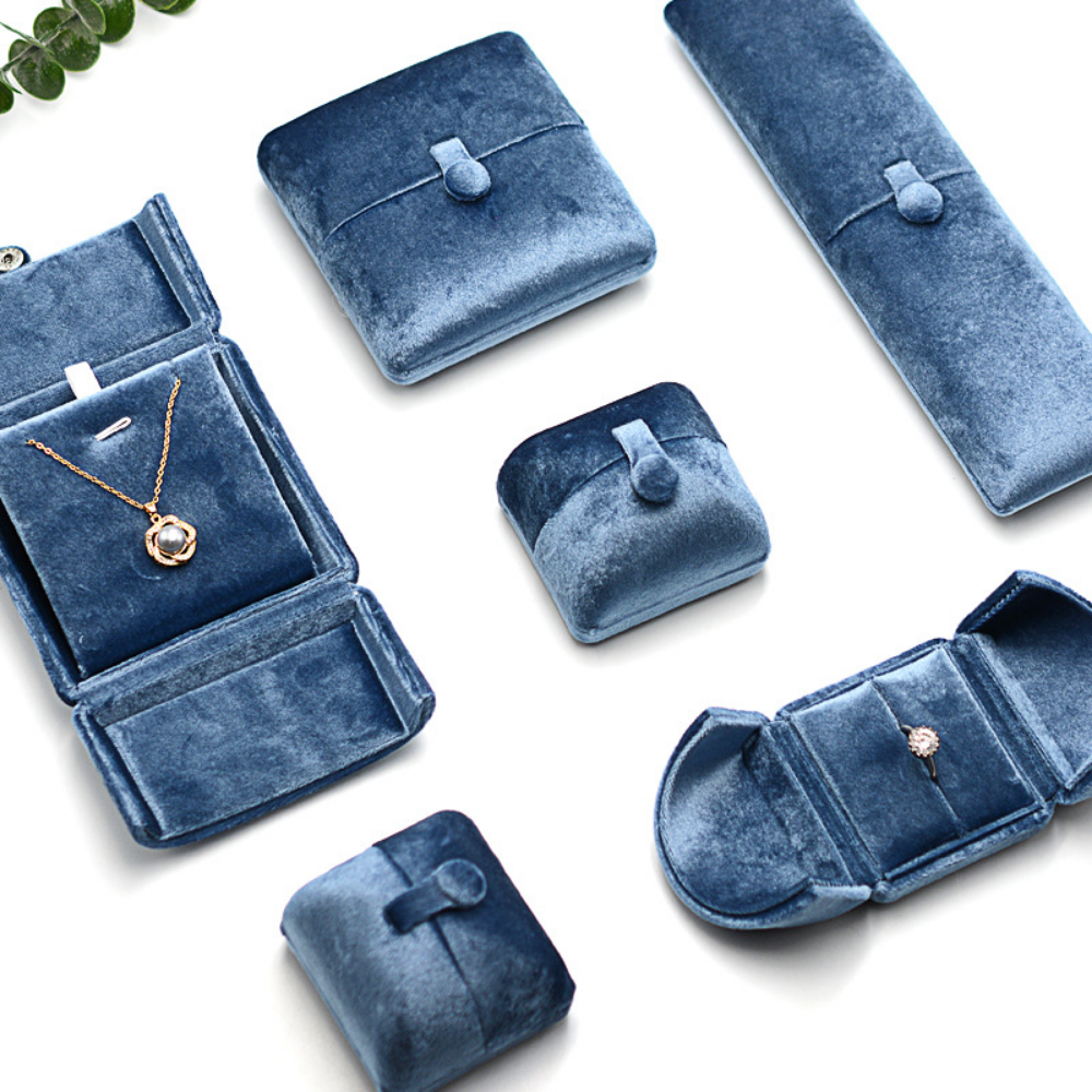 Double Opening Blue Velvet Jew - Luxury Bags List 리뷰 및 가격