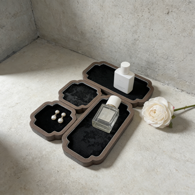 Luxury Court-Style Jewelry Dis - Luxury Bags List 리뷰 및 가격