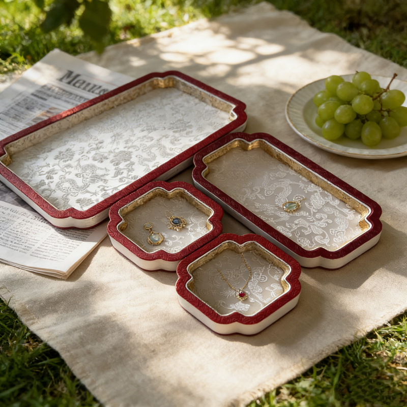 Luxury Court-Style Jewelry Dis - Luxury Bags List 리뷰 및 가격