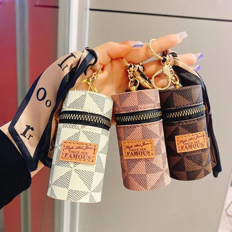 Luxury Leather Bucket Lipstick - Luxury Bags Consignment 리뷰 및 가격