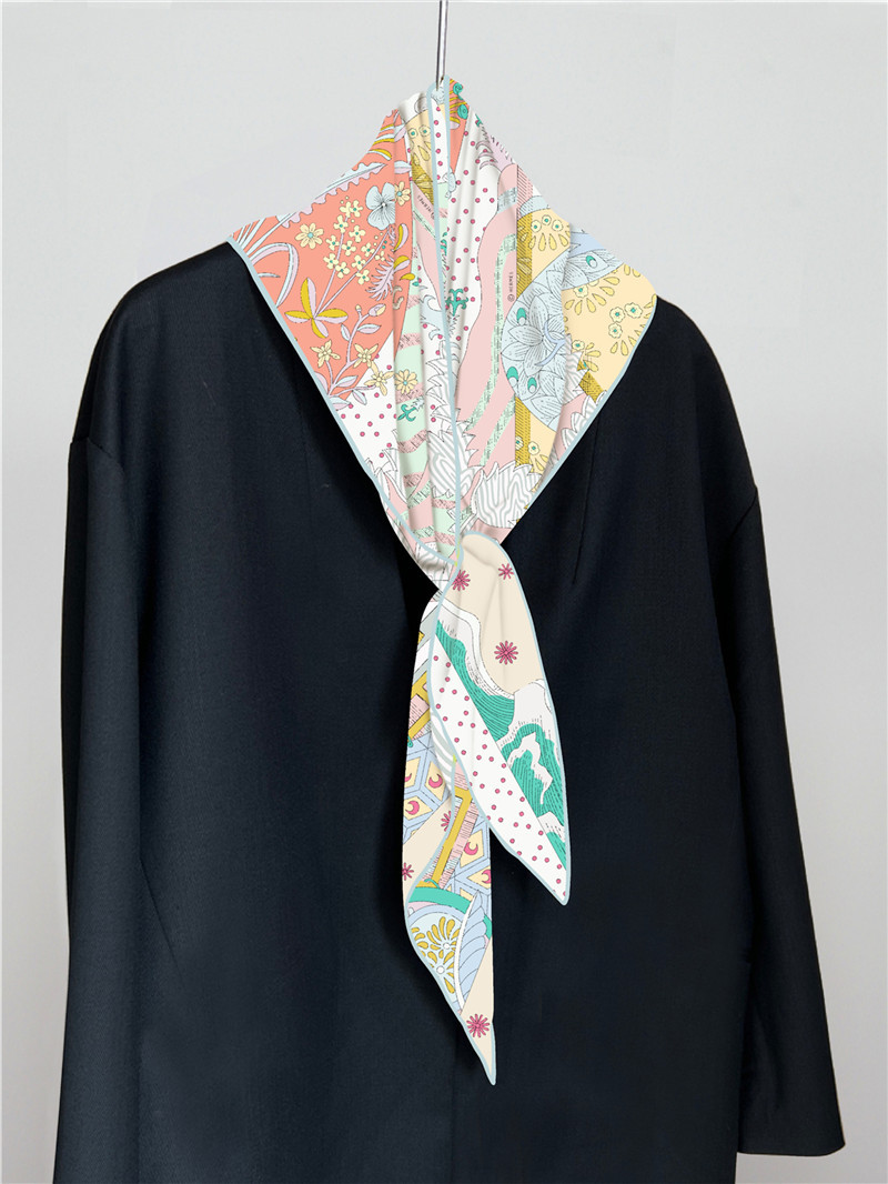 Silk Twill Scarf Triangle Shap - Luxury Bags Hong Kong 리뷰 및 가격