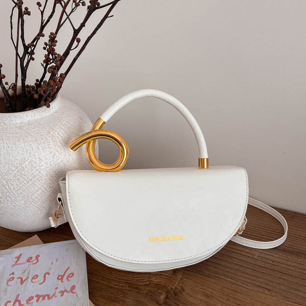 Fashionable and trendy, with a - Luxury Bags Coach 리뷰 및 가격