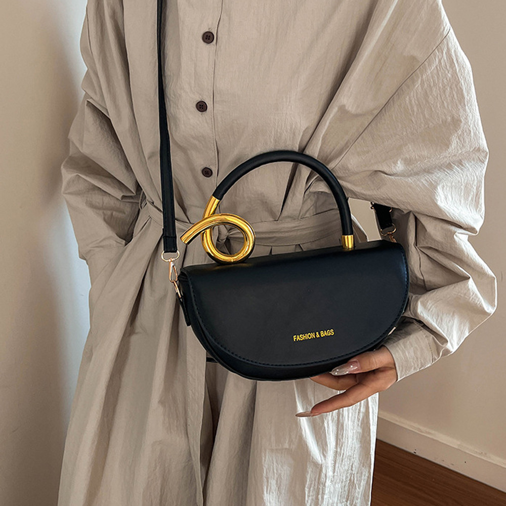 Fashionable and trendy, with a - Luxury Bags Coach 리뷰 및 가격